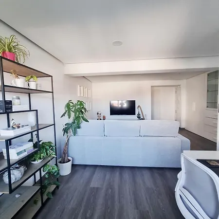 Renovado Cerca Zona Vieja Apartman *